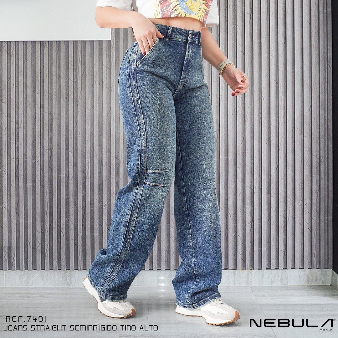 Jeans Straight Semirrígido Tiro Alto 7401