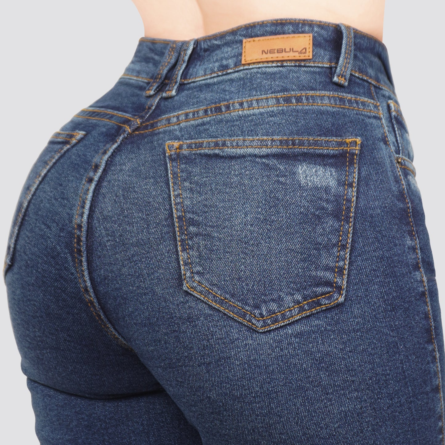 Jeans Straight Semirrígido Tiro Alto 7427