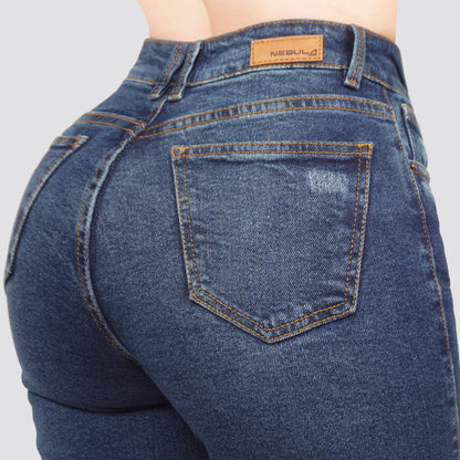 Jeans Straight Semirrígido Tiro Alto 7427