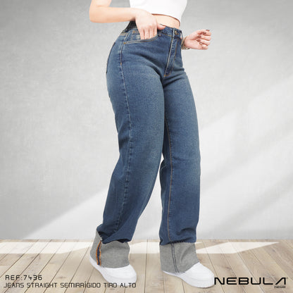 Jeans Straight Semirrígido Tiro Alto 7436