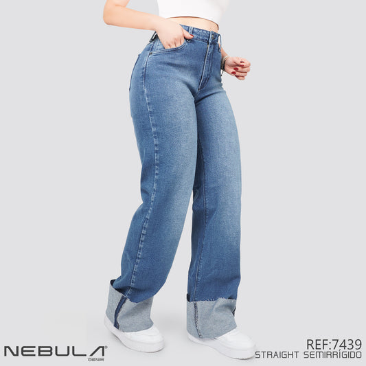 Jeans Straight Semirrígido Tiro Alto 7439